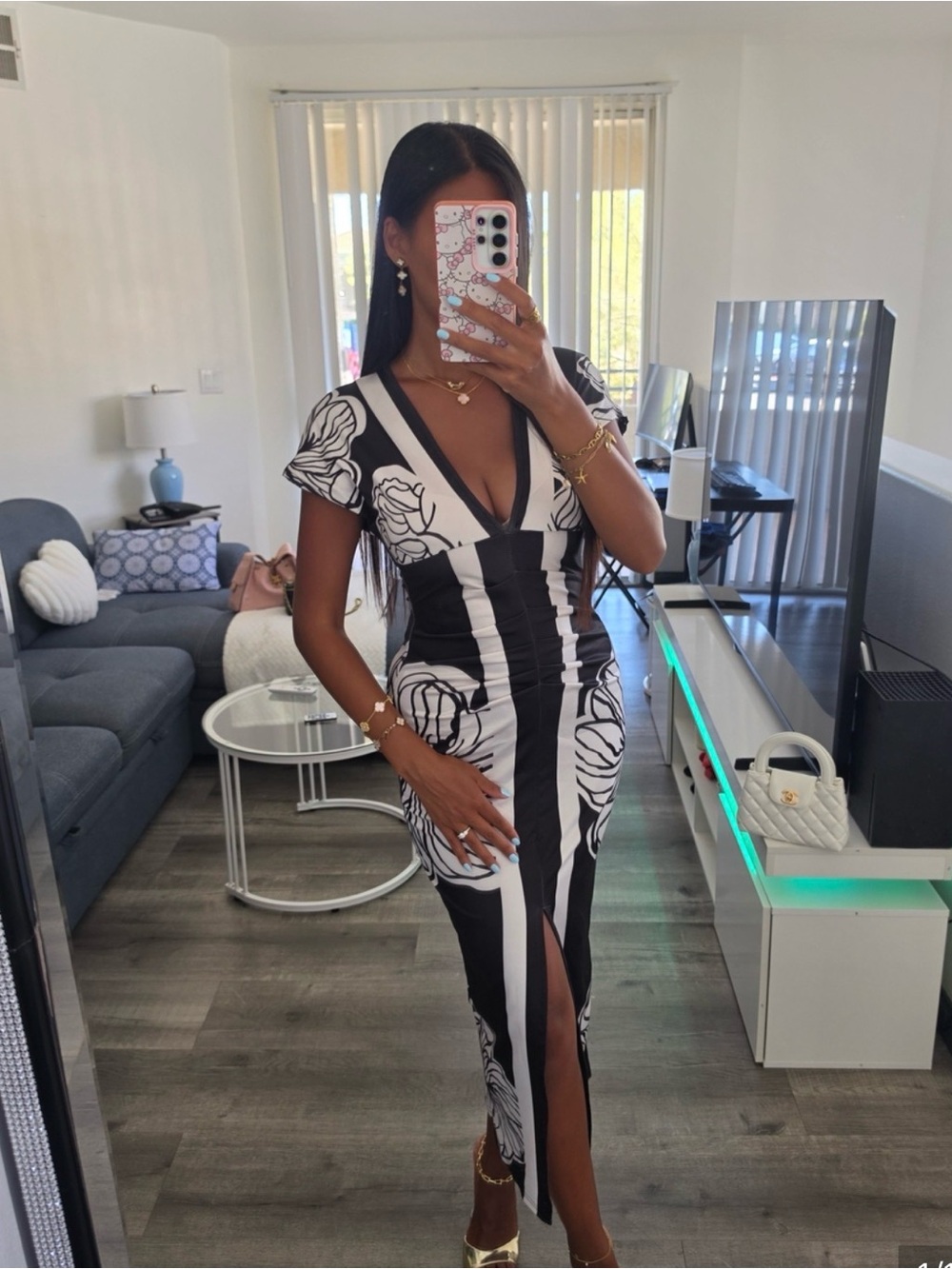 Black & White Floral V-Neck Midi Dress